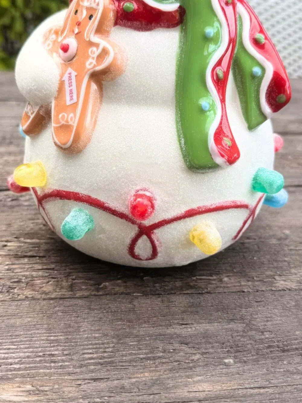 Hallmark Season's Treatings MUSICAL SNOWMAN Gumdrops Lights 2010 Christmas